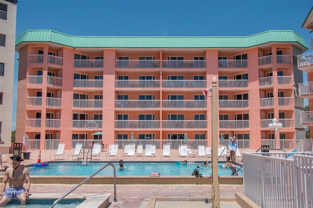 18400 Gulf Blvd Unit 2505, Indian Shores, FL 33785 - view of community pool