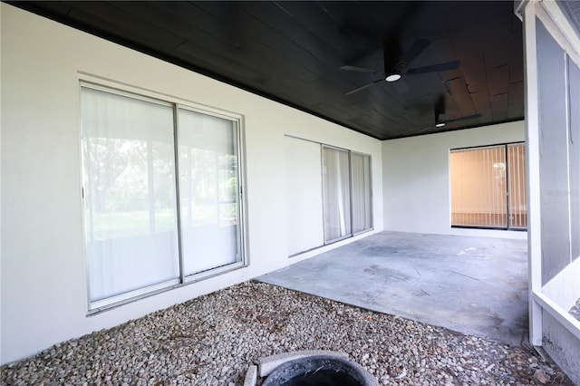 4260 Saint Lawrence Dr, New Port Richey, FL 34655 - view of patio with ceiling fan