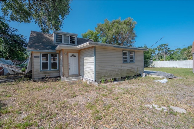 3258 Adrian Ave, Largo, FL 33774 - bungalow-style house with entry steps