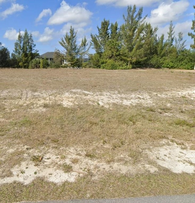 108 NW 13th Pl, Cape Coral, FL 33993