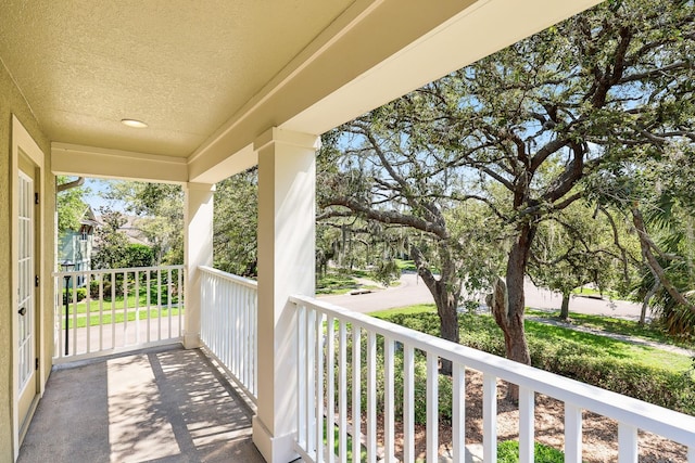 5401 Match Point Pl, Lithia, FL 33547 - view of covered porch