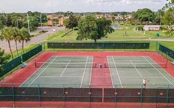 2325 Brookfield Greens Cir Unit 41, Sun City Center, FL 33573 - view of tennis court