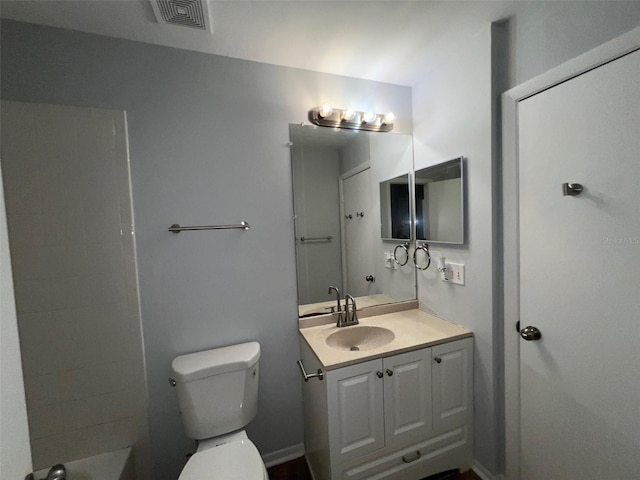 14667 Pine Glen Crk Unit 14667, Lutz, FL 33559 - full bathroom featuring vanity and toilet