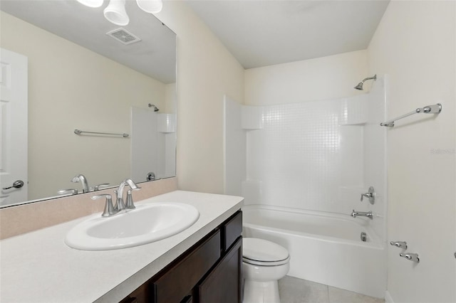 5024 Sylvester Loop, Tampa, FL 33610 - bathroom featuring vanity, toilet, bathtub / shower combination, and tile patterned flooring