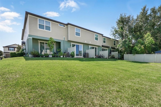 5024 Sylvester Loop, Tampa, FL 33610 - rear view of property with stucco siding