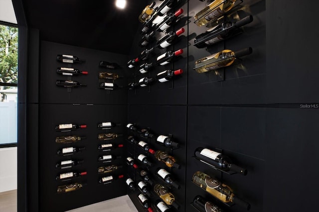 908 W Fribley St, Tampa, FL 33603 - view of wine area