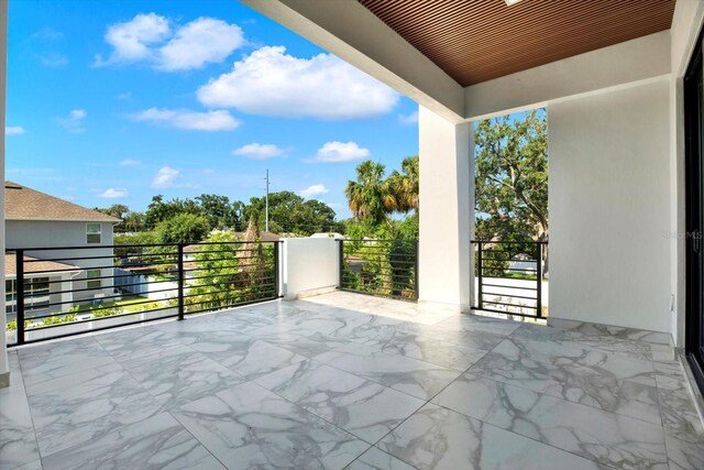 908 W Fribley St, Tampa, FL 33603 - view of patio / terrace featuring a balcony