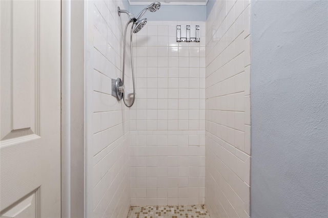 5027 Overton Dr, New Port Richey, FL 34652 - bathroom with a stall shower