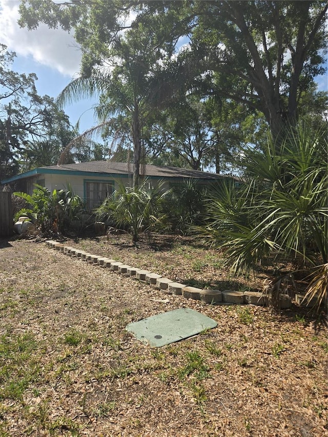 1831 Pasadena Dr, Dunedin, FL 34698 - view of yard