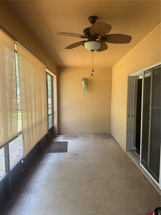 9833 Hound Chase Dr, Gibsonton, FL 33534 - unfurnished sunroom with plenty of natural light