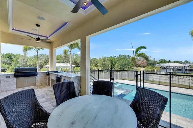 6522 Simone Shores Cir, Apollo Beach, FL 33572 - view of patio with a ceiling fan and outdoor dining area