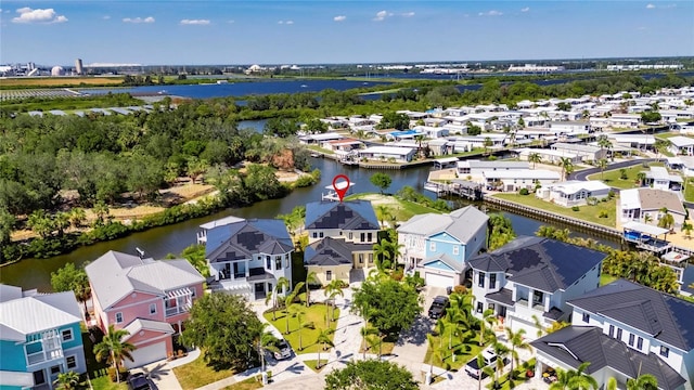 6522 Simone Shores Cir, Apollo Beach, FL 33572 - aerial perspective of suburban area with a large body of water