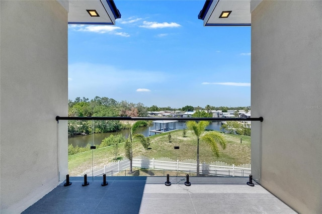 6522 Simone Shores Cir, Apollo Beach, FL 33572 - balcony with a water view