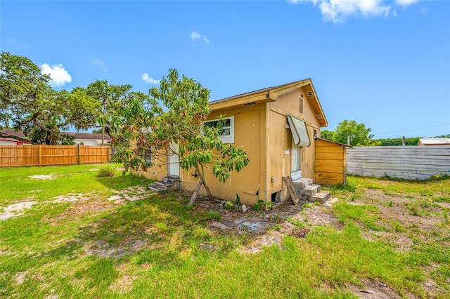 5109 Horton Rd, Plant City, FL 33567 - view of side of property with entry steps