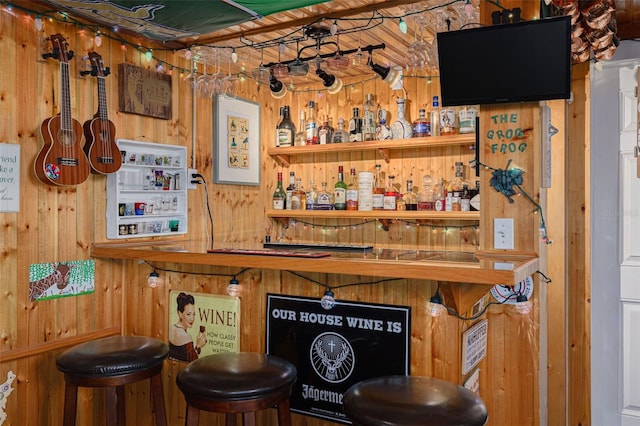 6114 7th Ave S, Gulfport, FL 33707 - indoor dry bar featuring wood walls