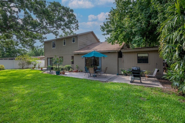 9465 126th Ave, Largo, FL 33773 - rear view of property featuring a patio area