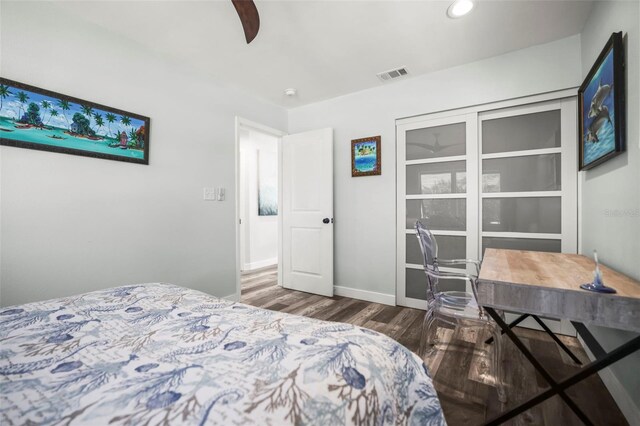 2479 Trade Winds Dr, Dunedin, FL 34698 - bedroom with wood finished floors, baseboards, ceiling fan, recessed lighting, and an office area