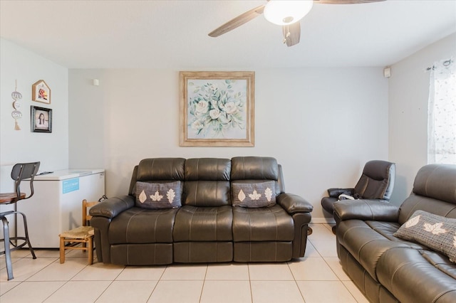 8517 N Branch Ave, Tampa, FL 33604 - tiled living area with a ceiling fan