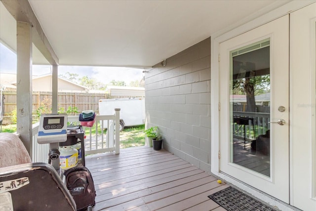 8517 N Branch Ave, Tampa, FL 33604 - view of wooden terrace