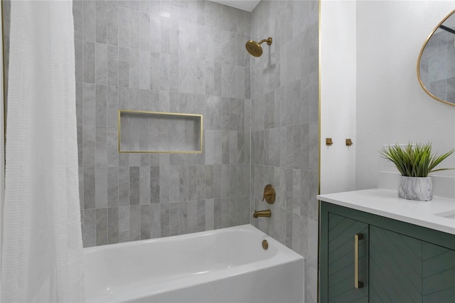 323 48th St NW, Bradenton, FL 34209 - bathroom with shower / tub combo and vanity