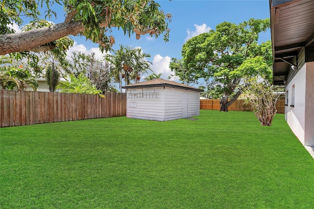 323 48th St NW, Bradenton, FL 34209 - view of yard