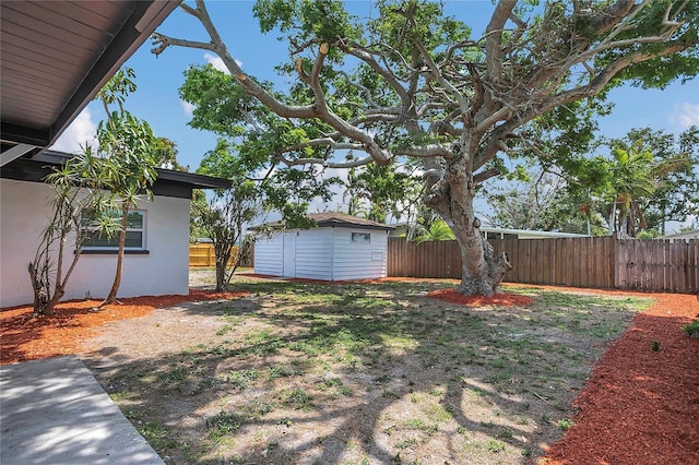 323 48th St NW, Bradenton, FL 34209 - view of fenced backyard
