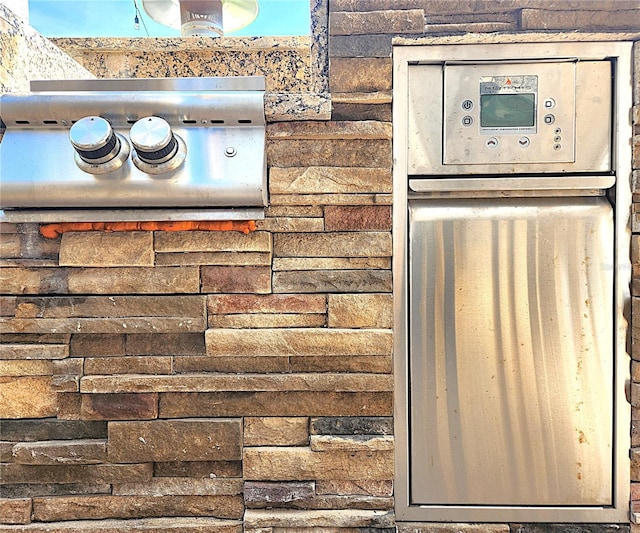 1608 20th Ave W, Palmetto, FL 34221 - kitchen view of stone siding