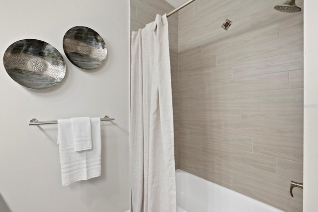4121 W San Nicholas St, Tampa, FL 33629 - bathroom with shower / bathtub combination with curtain