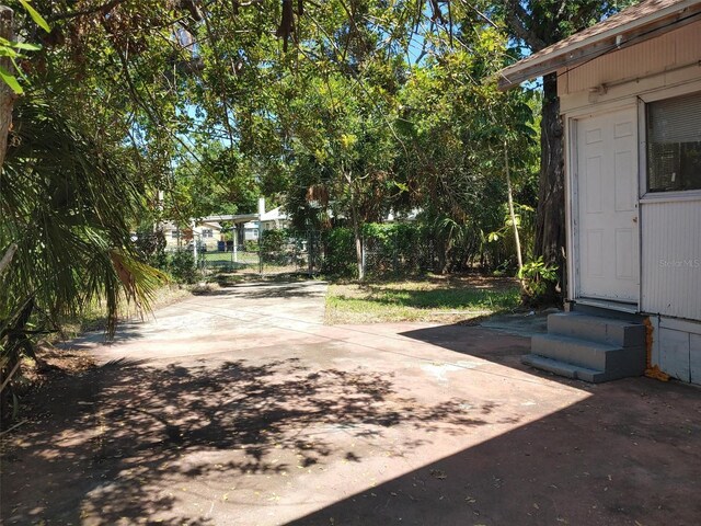 1924 30th St S, Saint Petersburg, FL 33712 - photo 3