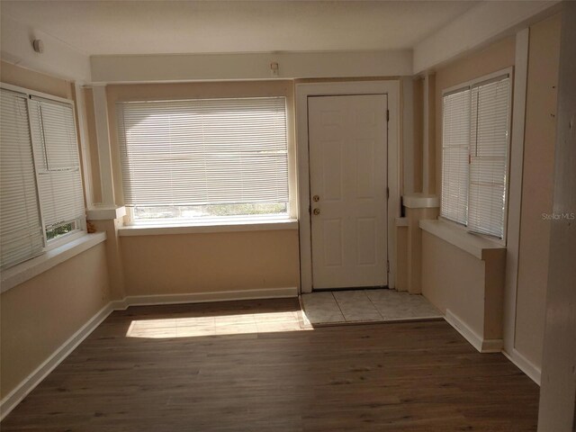 1924 30th St S, Saint Petersburg, FL 33712 - photo 8