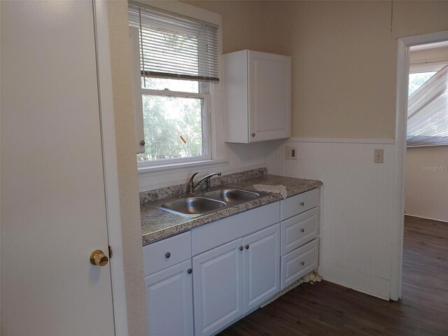 1924 30th St S, Saint Petersburg, FL 33712 - photo 10