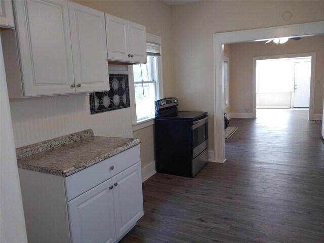 1924 30th St S, Saint Petersburg, FL 33712 - photo 11