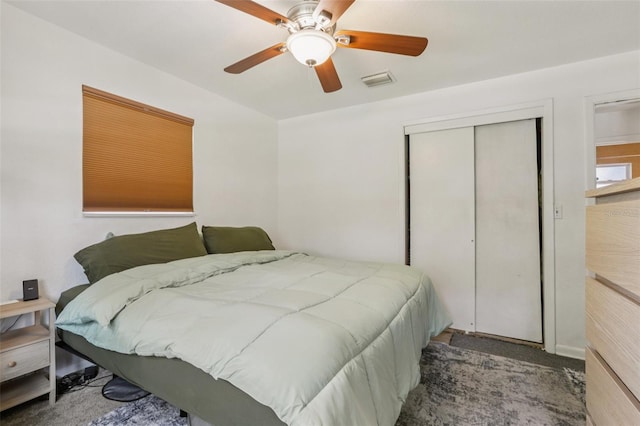 1015 13th Ave NW, Largo, FL 33770 - carpeted bedroom featuring a closet and a ceiling fan
