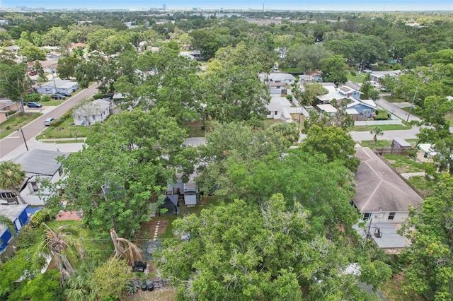 1015 13th Ave NW, Largo, FL 33770 - aerial view of property and surrounding area featuring nearby suburban area