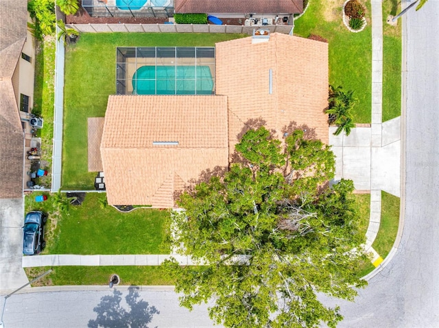 12470 93rd St, Largo, FL 33773 - view of subject property featuring a pool