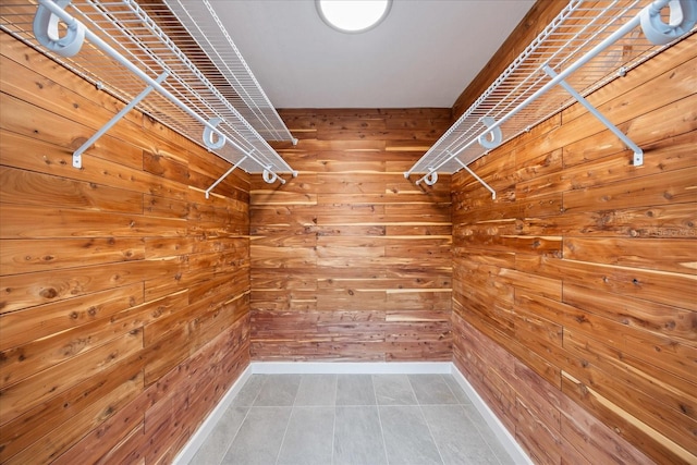 2900 Sandpiper Pl, Clearwater, FL 33762 - spacious closet with tile patterned floors