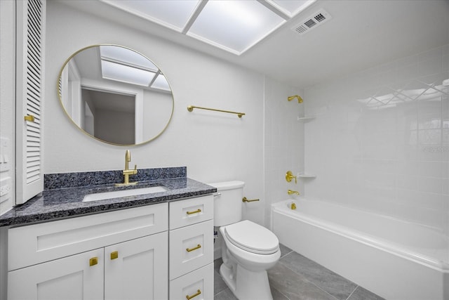 2900 Sandpiper Pl, Clearwater, FL 33762 - full bathroom featuring toilet, vanity, shower / bath combination, and tile patterned floors