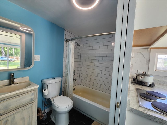 7576 S Bobcat Pt, Floral City, FL 34436