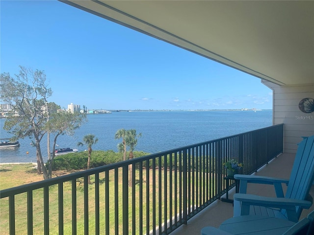 2700 Bayshore Blvd Unit 11308, Dunedin, FL 34698 - balcony featuring a water view