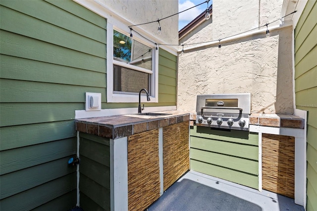 12516 Cobble Stone Dr, Hudson, FL 34667 - view of patio with a sink