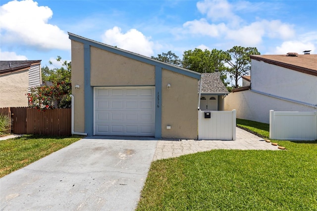 12516 Cobble Stone Dr, Hudson, FL 34667 - garage with driveway