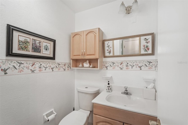 708 Rutgers Pl, Sun City Center, FL 33573 - bathroom with vanity and toilet