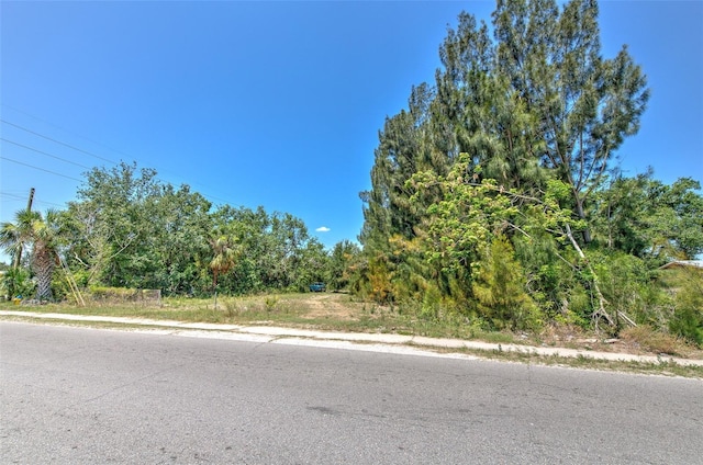 413 Railroad St, Wimauma, FL 33598