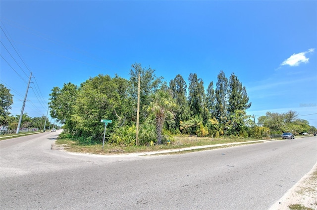 413 Railroad St, Wimauma, FL 33598