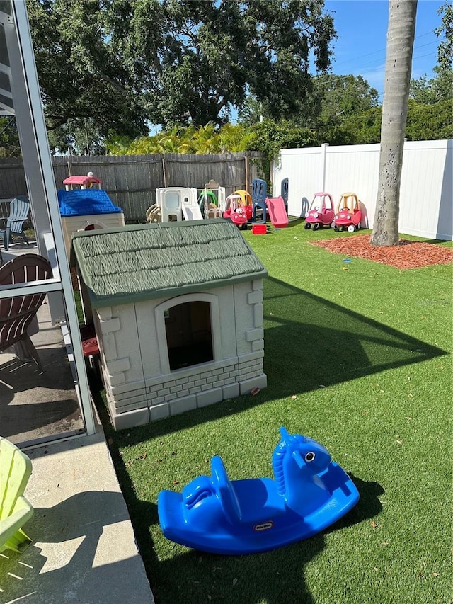 2198 Academy Dr, Clearwater, FL 33764 - view of yard