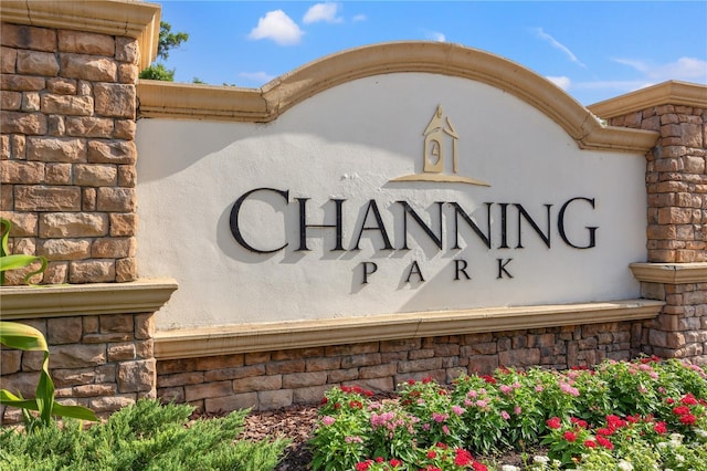 17668 Bright Wheat Dr, Lithia, FL 33547 - view of community sign