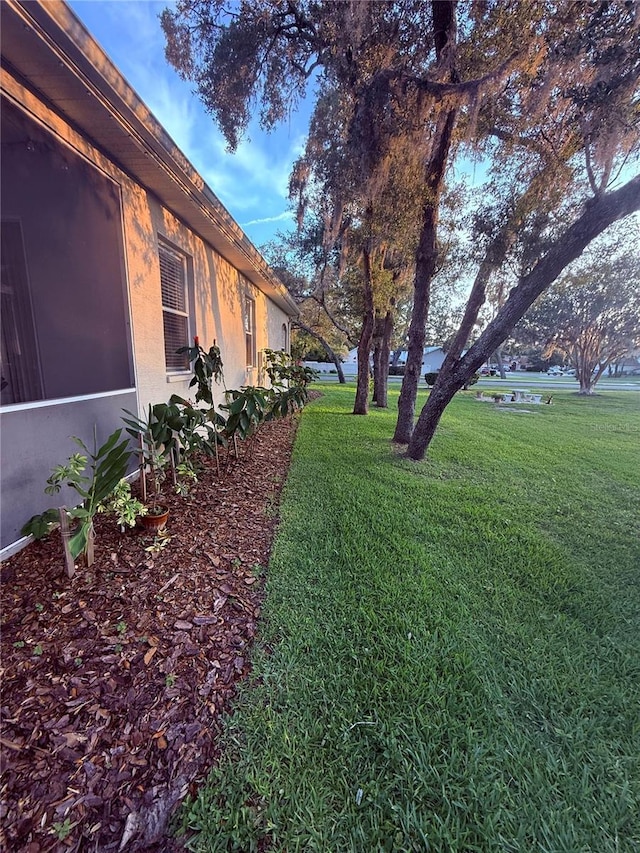 13133 Roseanna Dr, Spring Hill, FL 34609 - view of grassy yard