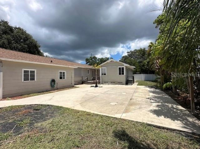 1724 49th St N, Saint Petersburg, FL 33710