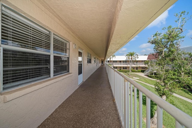 10038 62nd Ter N Unit 17, Saint Petersburg, FL 33708 - view of balcony