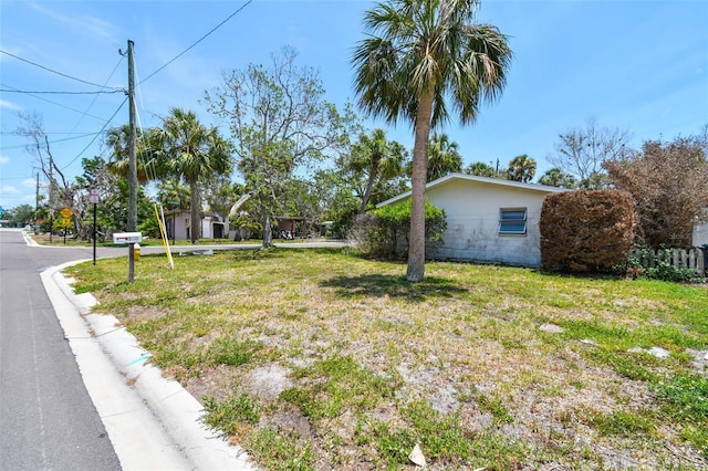 123 14th Ave, Indian Rocks Beach, FL 33785 - view of grassy yard